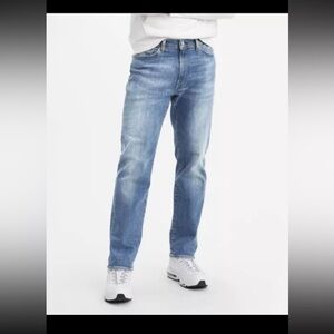 Levi's Men's 541 Athletic Fit Taper Stretch  Jeans Size 40x32